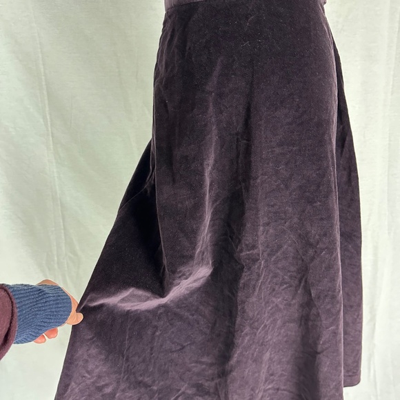 VINTAGE MJ Concepts Purple Velvet Skirt (please see listing for measurements) - Picture 2 of 4